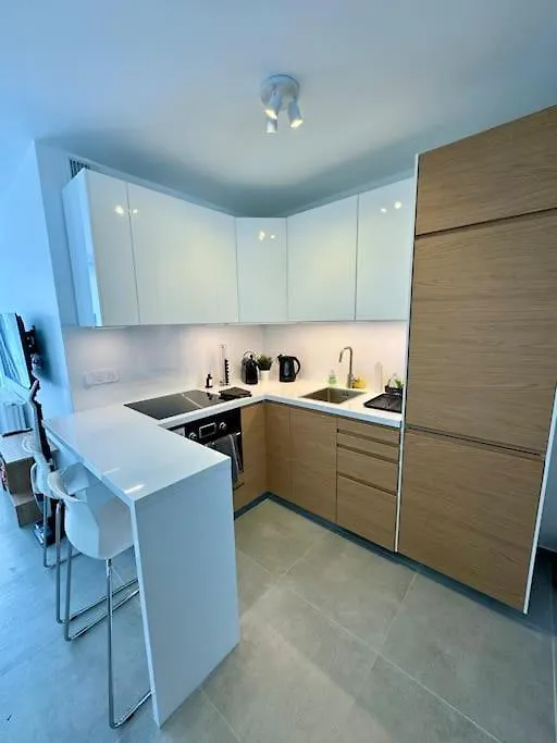 Apartment Newly Refurbished Modern Studio Paris